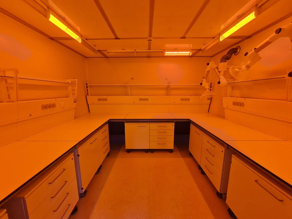 Lab'Tech ISO 5 inactinique